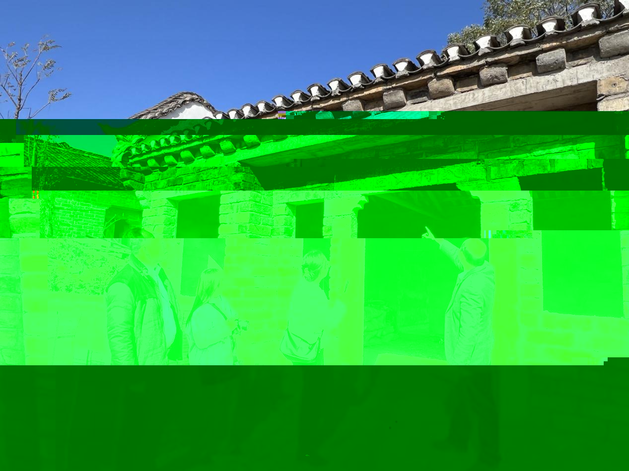 配圖版：黃岡師院支農攝影隊用鏡頭助力鄉村振興(1).docx